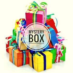 10 items Mystery Box women's Different sizes